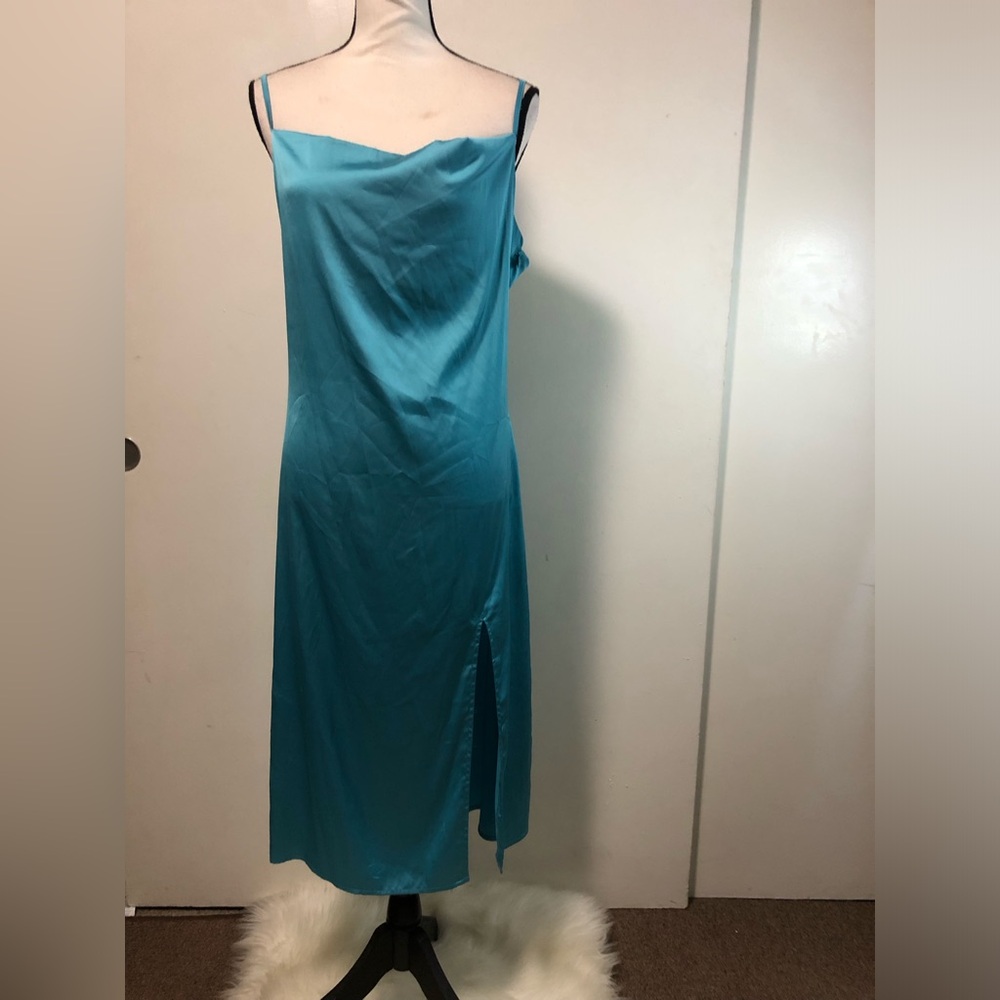 NWT Forever 21 sky blue Sz L